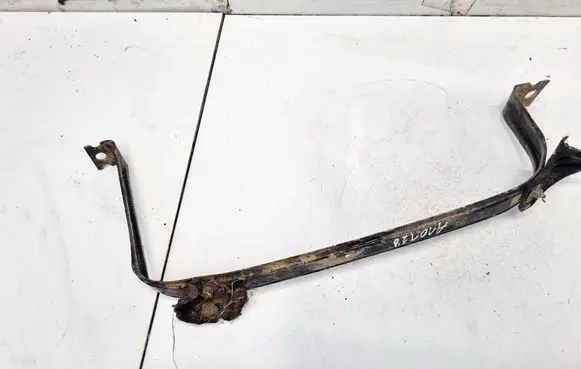 Audi Q3 8U Fuel tank mounting bracket 5N0201655B