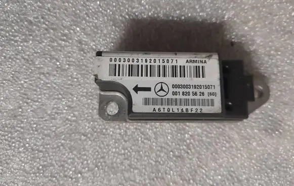 Mercedes-Benz S W220 Airbag deployment crash/impact sensor a0018205626 0018205626