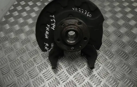 Volkswagen Golf VII Front wheel hub 6R0615311