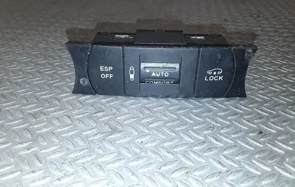 Volkswagen Touareg I ESP (stability program) switch 