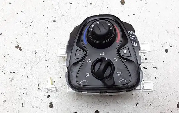 Citroen C1 Climate control unit 55900YV030
