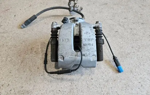 BMW X3 G01 Rear brake caliper 6870576