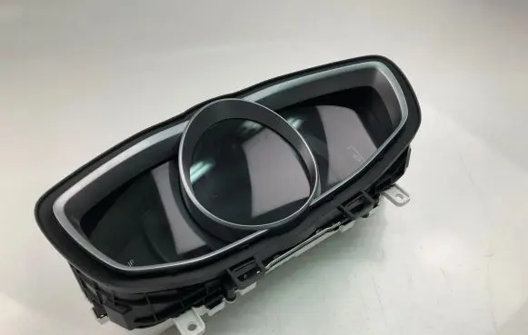 Volvo V40 Speedometer (instrument cluster) 769167110