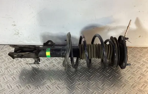 Front shock absorber with coil spring