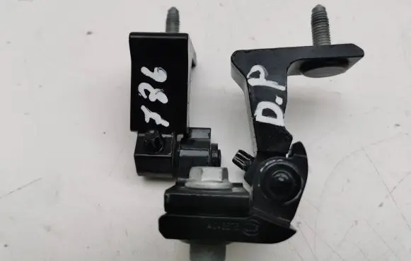 Front door hinge set