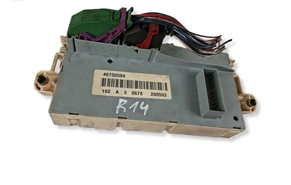 Fiat Stilo Fuse module 46750594