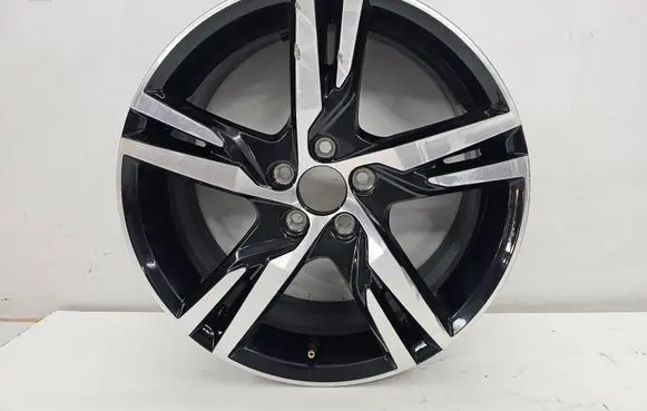 Volvo XC40 R18 alloy rim 32327352 SP32327352