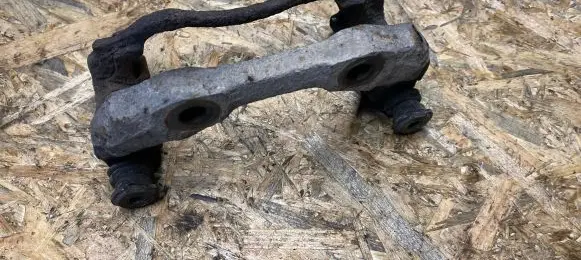 Peugeot Partner Front Brake Caliper Pad/Carrier 