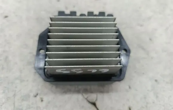 Toyota Prius (NHW20) Heater blower motor/fan resistor 8716547020
