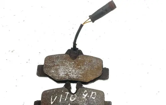 Mercedes-Benz Vito Viano W639 Brake pads (rear) 8D3355010