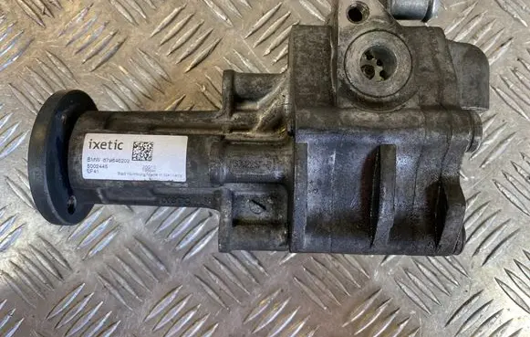 BMW X5 E70 Power steering pump 679646202 5002445