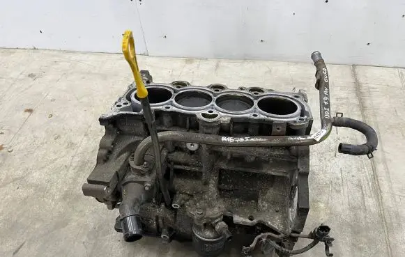 Hyundai i30 Engine block G4FA
