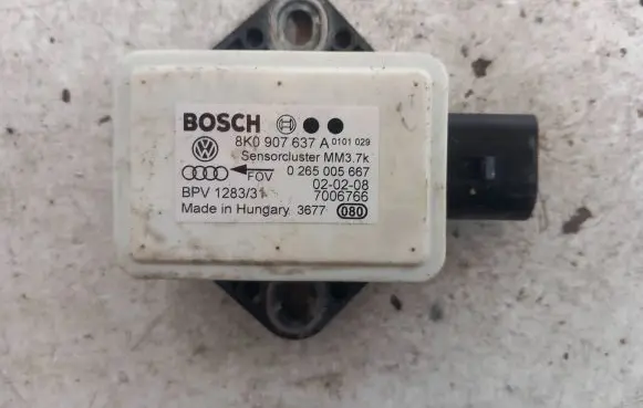 Audi A4 S4 B8 8K ESP acceleration yaw rate sensor 8K0907637A 0265005667