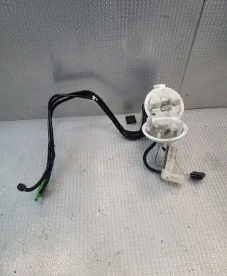 Mercedes-Benz E A207 In-tank fuel pump A2044702294 A2044700694