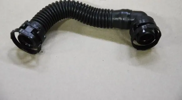 Volkswagen Scirocco Breather hose/pipe 04L103493