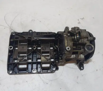 BMW 5 E60 E61 Oil pump balance shaft 7798014