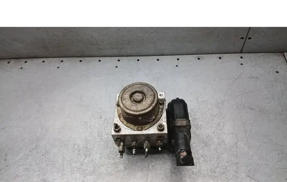 Nissan X-Trail T30 ABS Pump 47660EQ021