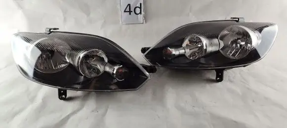 Volkswagen Golf Plus Headlights/headlamps set 
