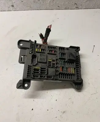 BMW X5 E70 Fuse module 518954021A