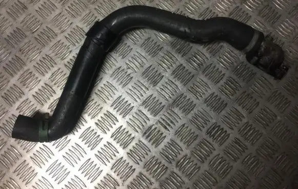 Renault 19 Engine coolant pipe/hose 7700599679