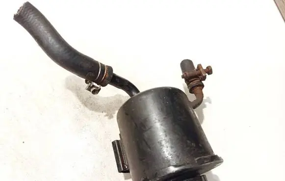 Nissan 200 SX Power steering fluid tank/reservoir