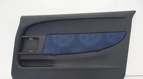 Peugeot 1007 Front door card panel trim