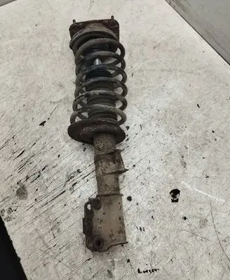 Volvo S70 V70 V70 XC Front shock absorber with coil spring T117795 FS900044