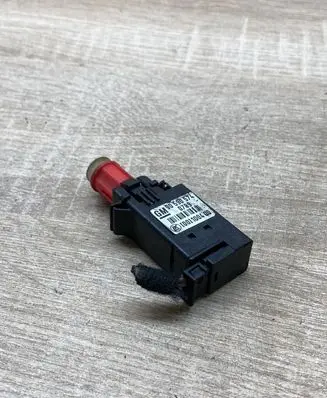 Opel Astra G Clutch pedal sensor 90590574 00100400