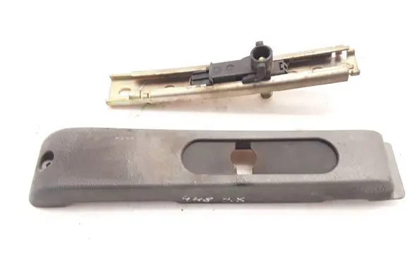 Peugeot Expert Seat belt adjustment rail 1478950077 803571G