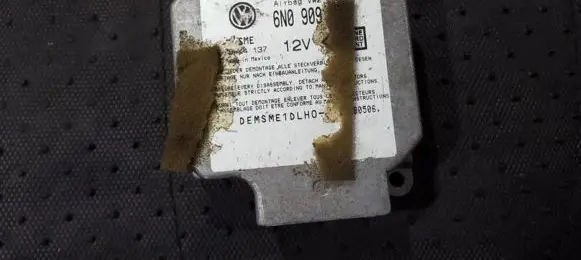 Volkswagen Golf III Airbag control unit/module 6n0909603 5wk4137