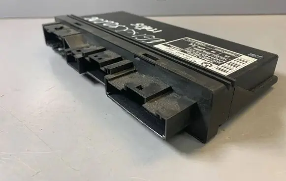 BMW 5 E60 E61 Comfort/convenience module 9136040 61359136040 61359114448