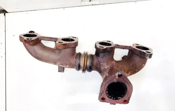 Toyota Land Cruiser (J100) Exhaust manifold