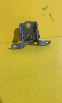 Opel Meriva B Rear door lower hinge 118KM