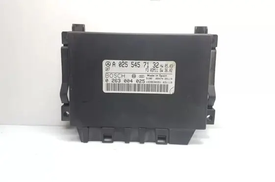 Mercedes-Benz E W211 Parking PDC control unit/module A0255457132
