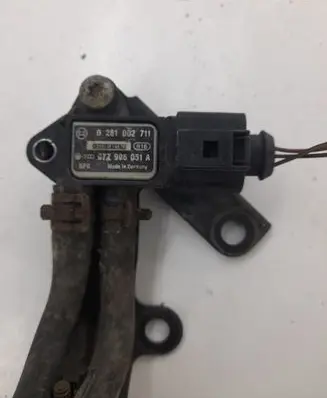 Audi A6 S6 C6 4F Exhaust gas pressure sensor 0281002711 07Z996051A
