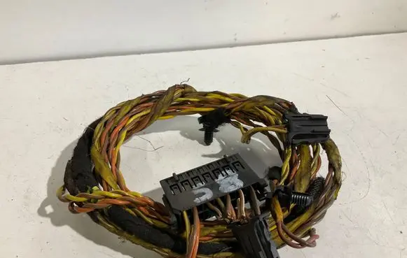 Mercedes-Benz E W211 Sound system wiring loom 
