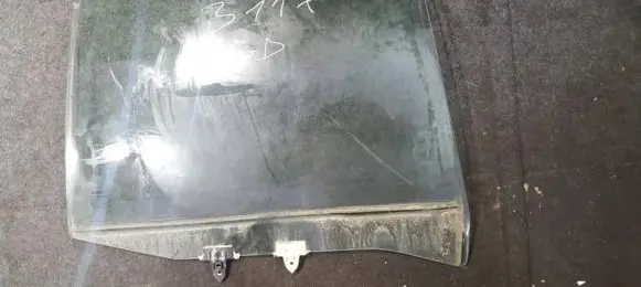 Rear door window glass