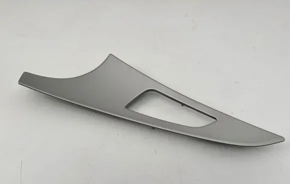 Audi A6 S6 C7 4G Front door trim bar 4G0867409