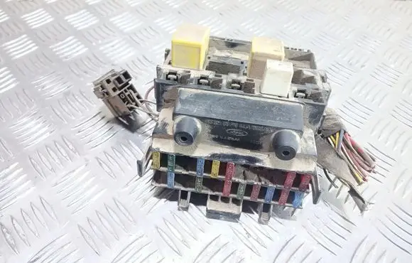 Ford Fiesta Fuse module 89FG14A073AA