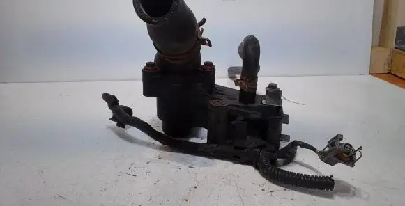Thermostat/thermostat housing