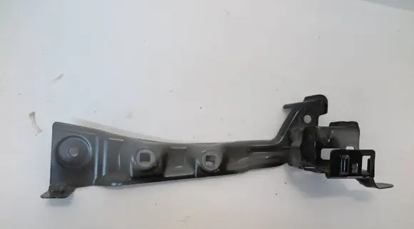 BMW 1 F40 Fender mounting bracket 7450378