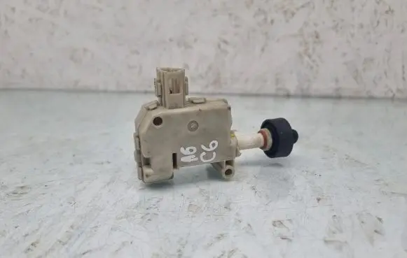 Audi A6 S6 C6 4F Central locking motor 3B0959702A