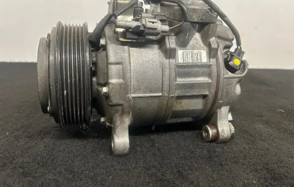 BMW X5 F15 Air conditioning (A/C) compressor (pump) 9303561