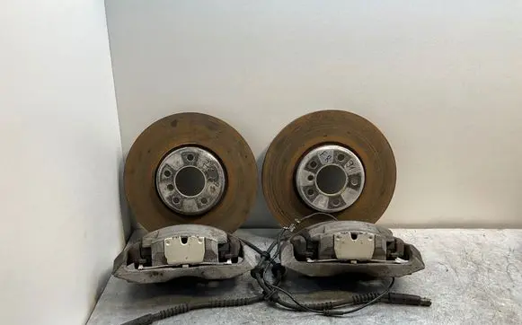 BMW 5 F10 F11 Brake discs and calipers set 6036 6898729 6786817