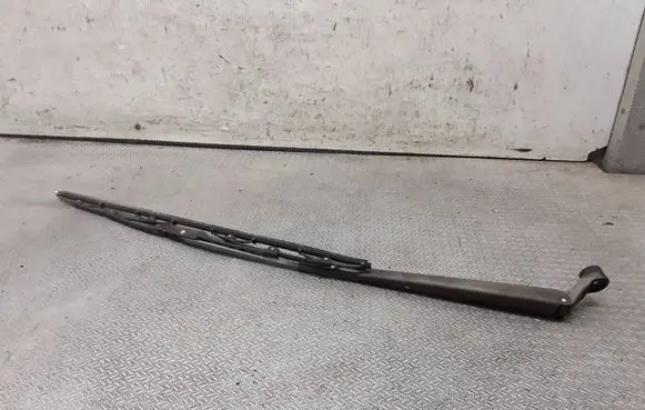 Daihatsu Cuore Windshield/front glass wiper blade 