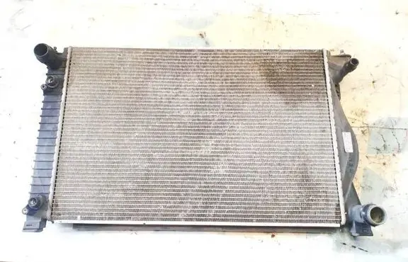 Audi A6 S6 C6 4F Coolant radiator 4f0121251m