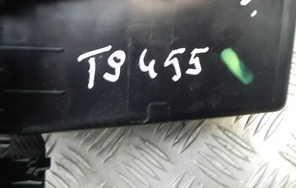 Volkswagen T-Cross Climate control/heater control trim 2GM863680C T9455