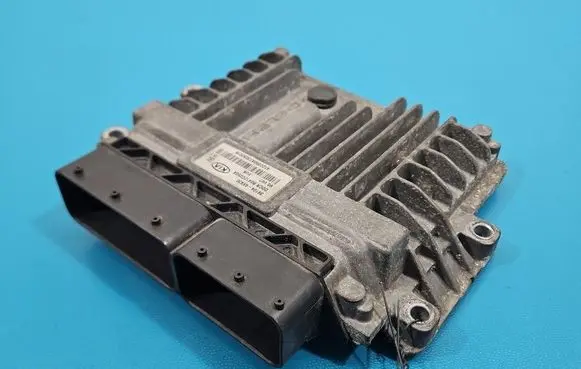 KIA Carnival Engine control unit/module ECU 391044X930 IMPRK1542554
