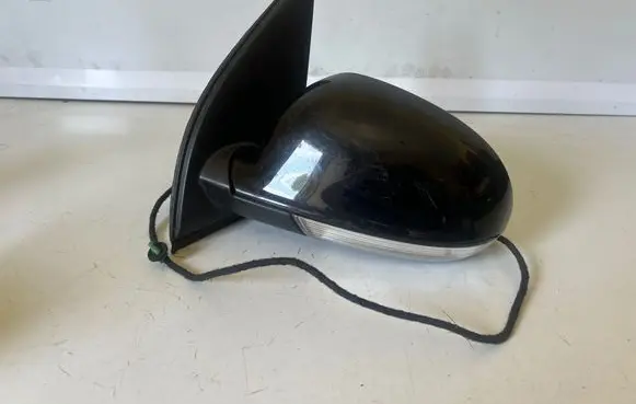 Volkswagen Golf V Front door electric wing mirror 1K0857933 425889 425127