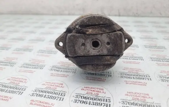 Audi A6 S6 C5 4B Gearbox mount